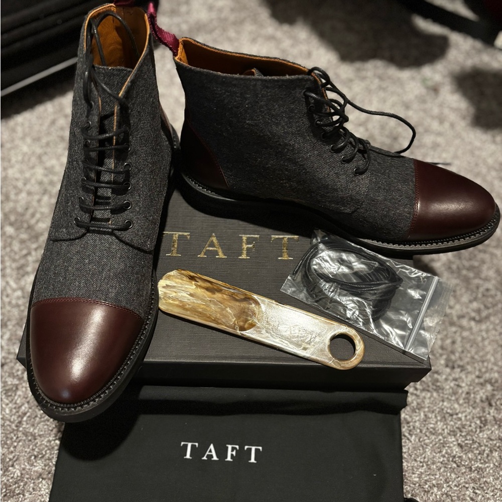 Taft Men's Charcoal and Burgundy Boots